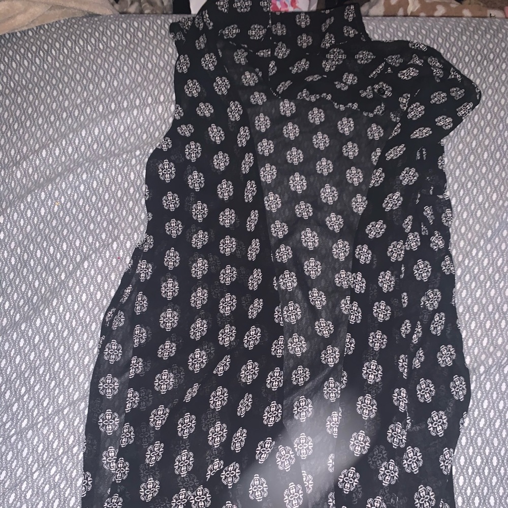 Sleeveless Cardigan